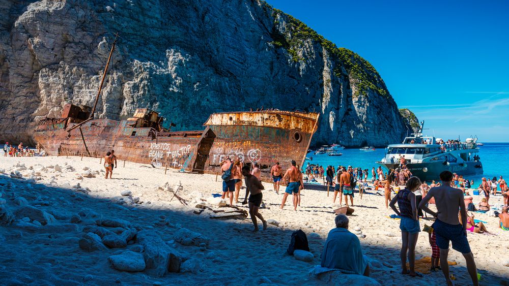 Navagio Beach mit Schiffswrack