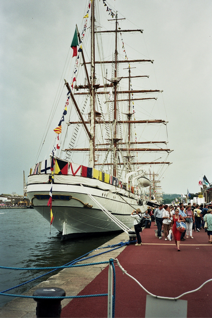 Nave scuola sulla Senna a Rouen