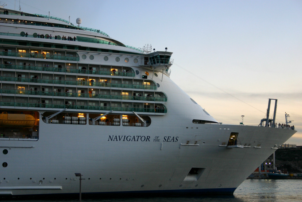 NAVIGATOR of the SEAS