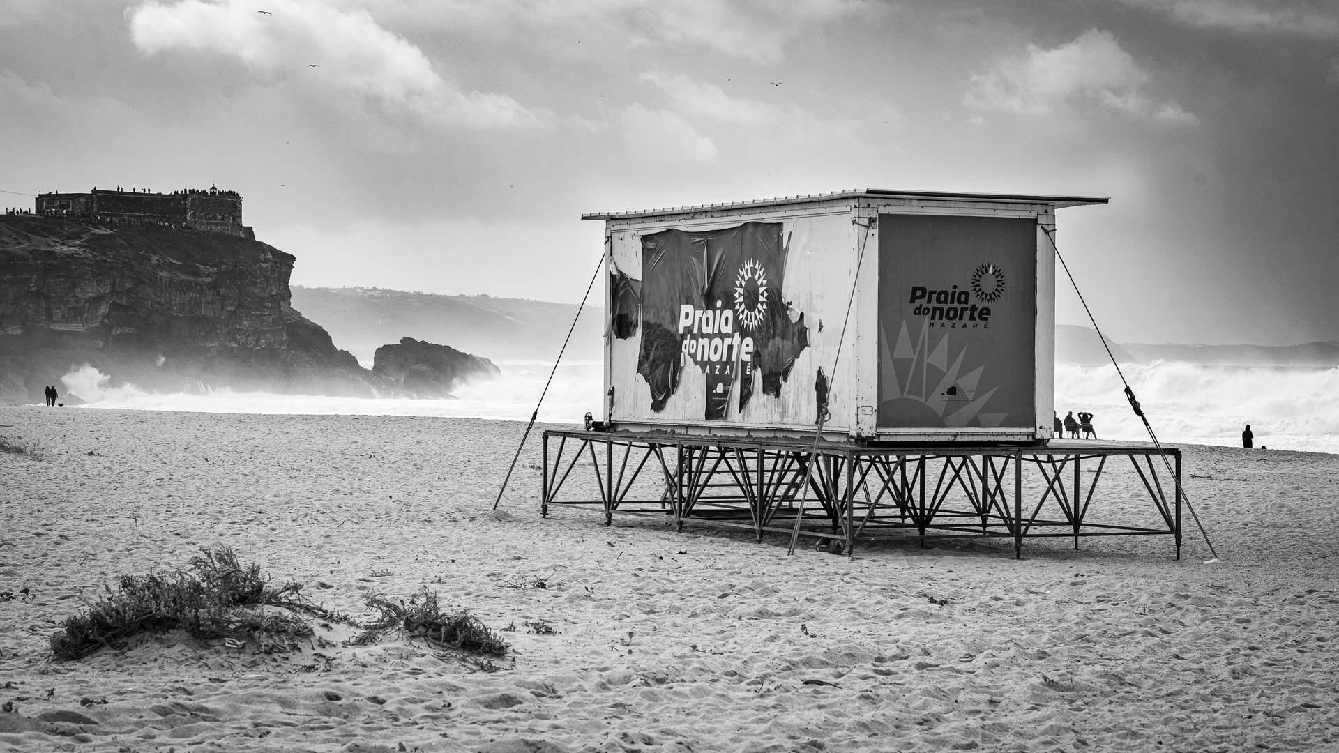 Nazare am Strand