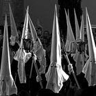 Nazarenos (penitenti) incappucciati in processione,Granada