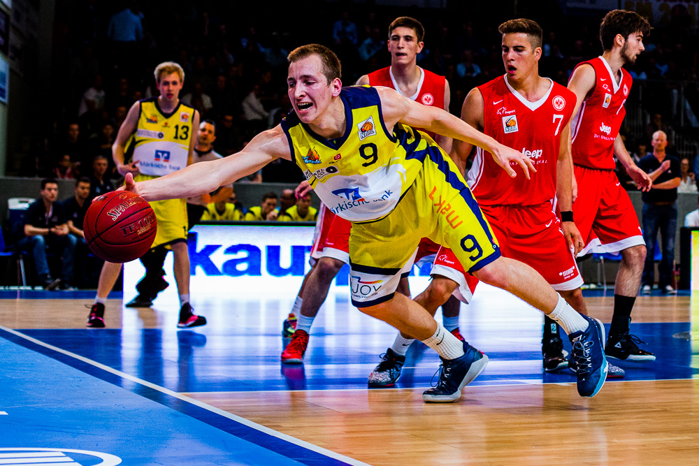 NBBL TOP4 2015, Phoenix Hagen Juniors gegen Eintracht Frankfurt / FRAPORT SKYLINERS 1/2