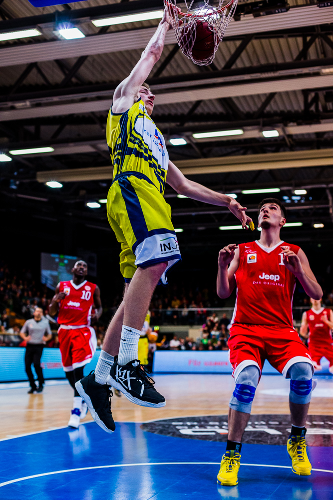 NBBL TOP4 2015, Phoenix Hagen Juniors gegen Eintracht Frankfurt / FRAPORT SKYLINERS 2/2