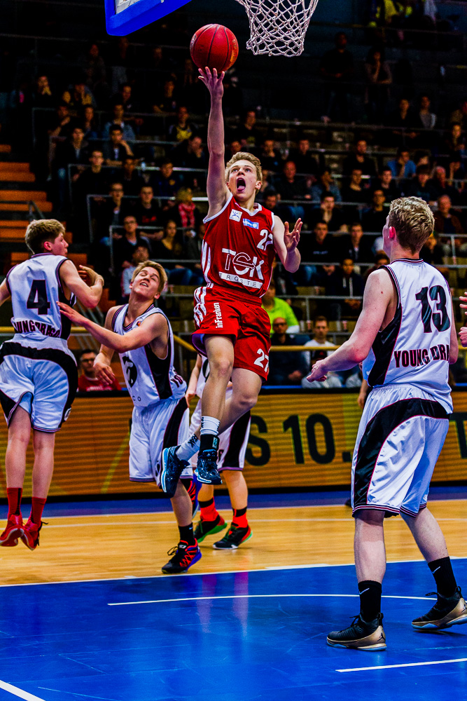 NBBL Young Dragons Quakenbrück (U16) gegen TSV Tröster Breitengüßbach (U16) 2/4