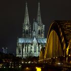 'Ne Brücke mit großer Kirche