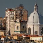 "Neapel: Eine Stadt voller Kontraste" I