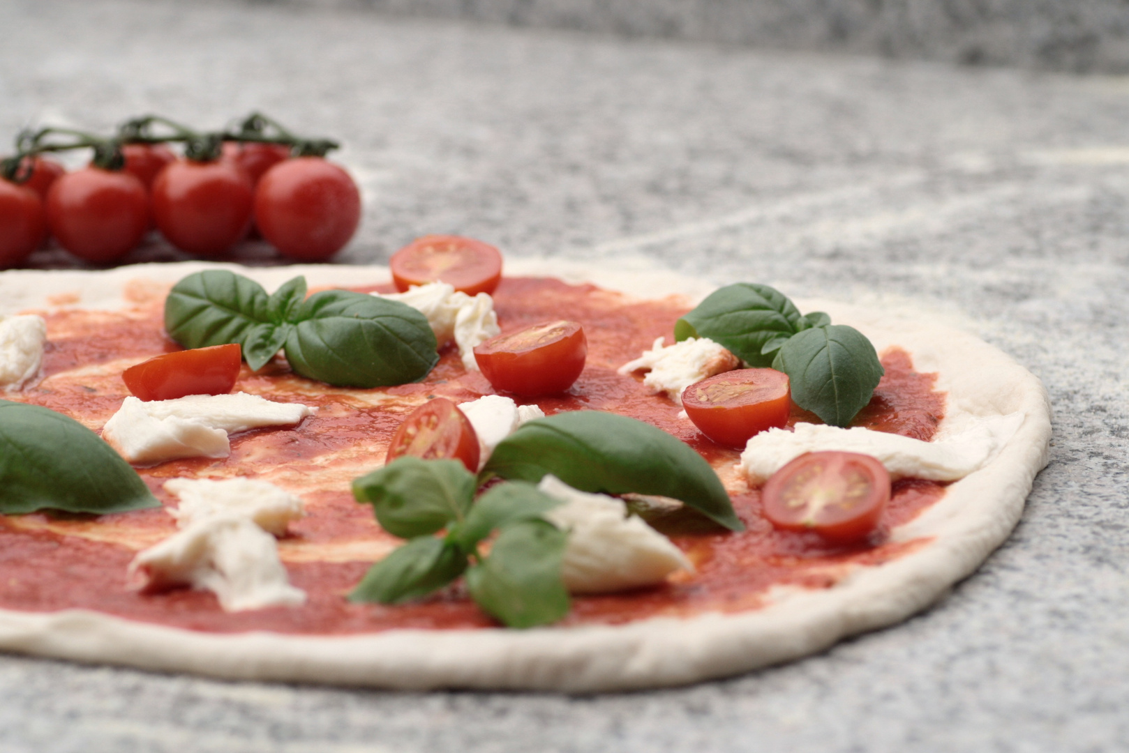 Neapolitanische Pizza Foto Bild Stillleben Food Fotografie Food Bilder Auf Fotocommunity