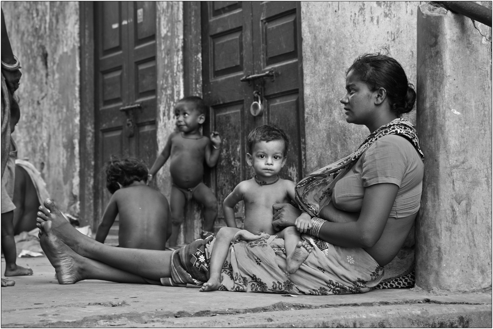 near howrah bridge/ kolkata