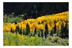 Nearby Maroon Bells