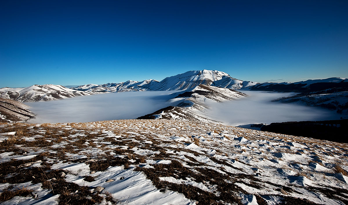 nebbie sulla piana di Castelluccio