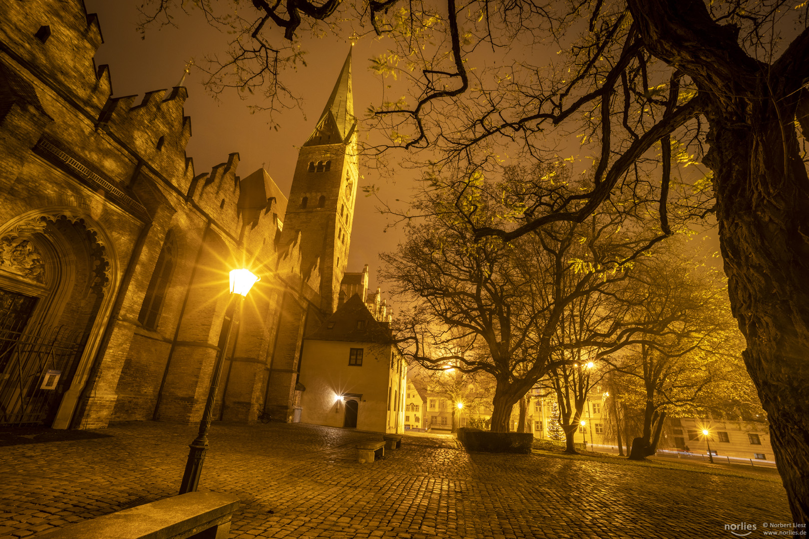 Nebel am Augsburger Dom