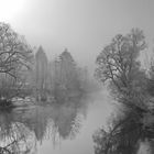 Nebel am Fluss