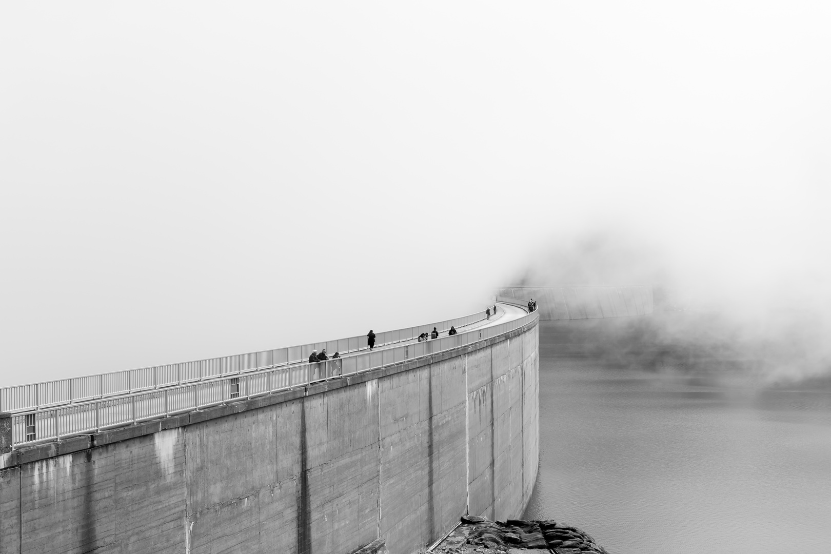 Nebel an den Kapruner Hochgebirgs-Stauseen