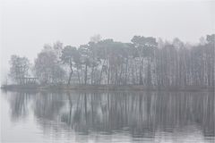 Nebel an der Seenplatte in Duisburg