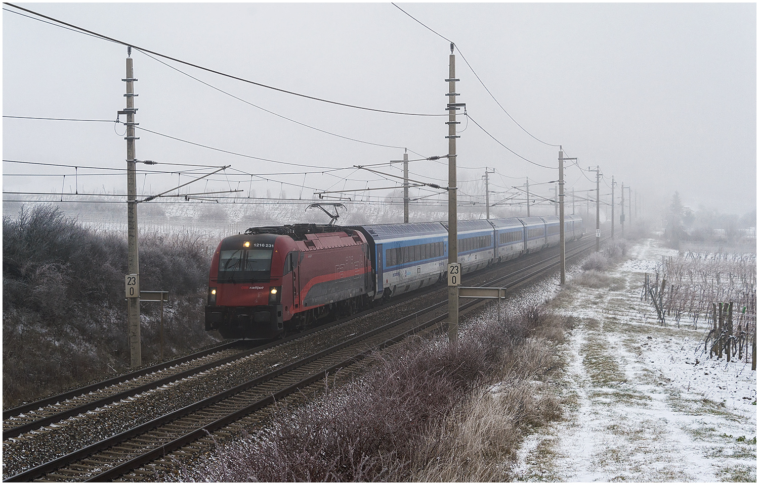 Nebel an der Südbahn