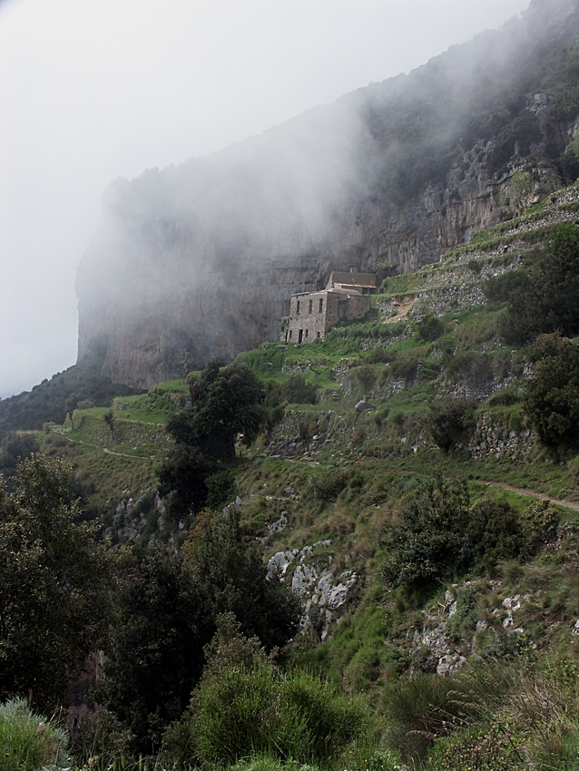 Nebel auf dem Sentiero degli Dei