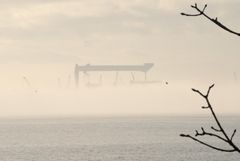 Nebel auf der Elbe - Ein Versuch -