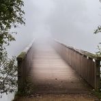 Nebel Aufnahme der Brücke zur Vogelinsel (Die Normale)