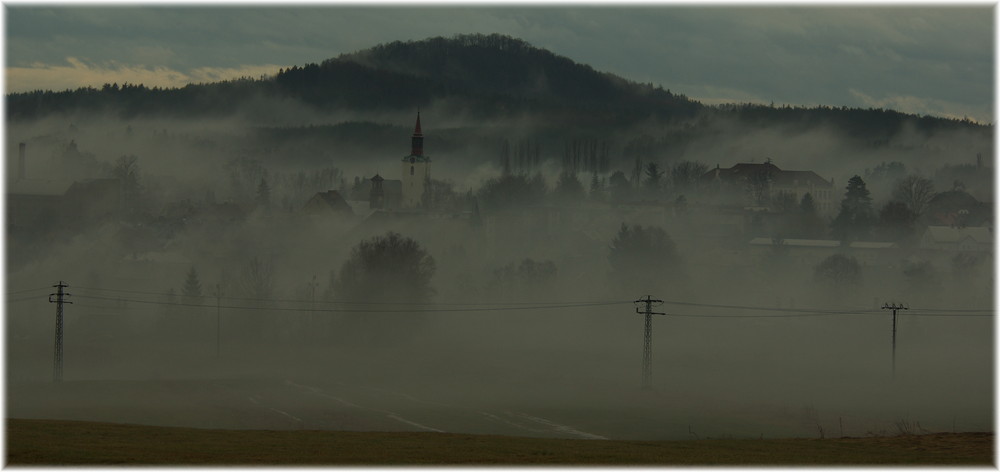 Nebel im Dorf