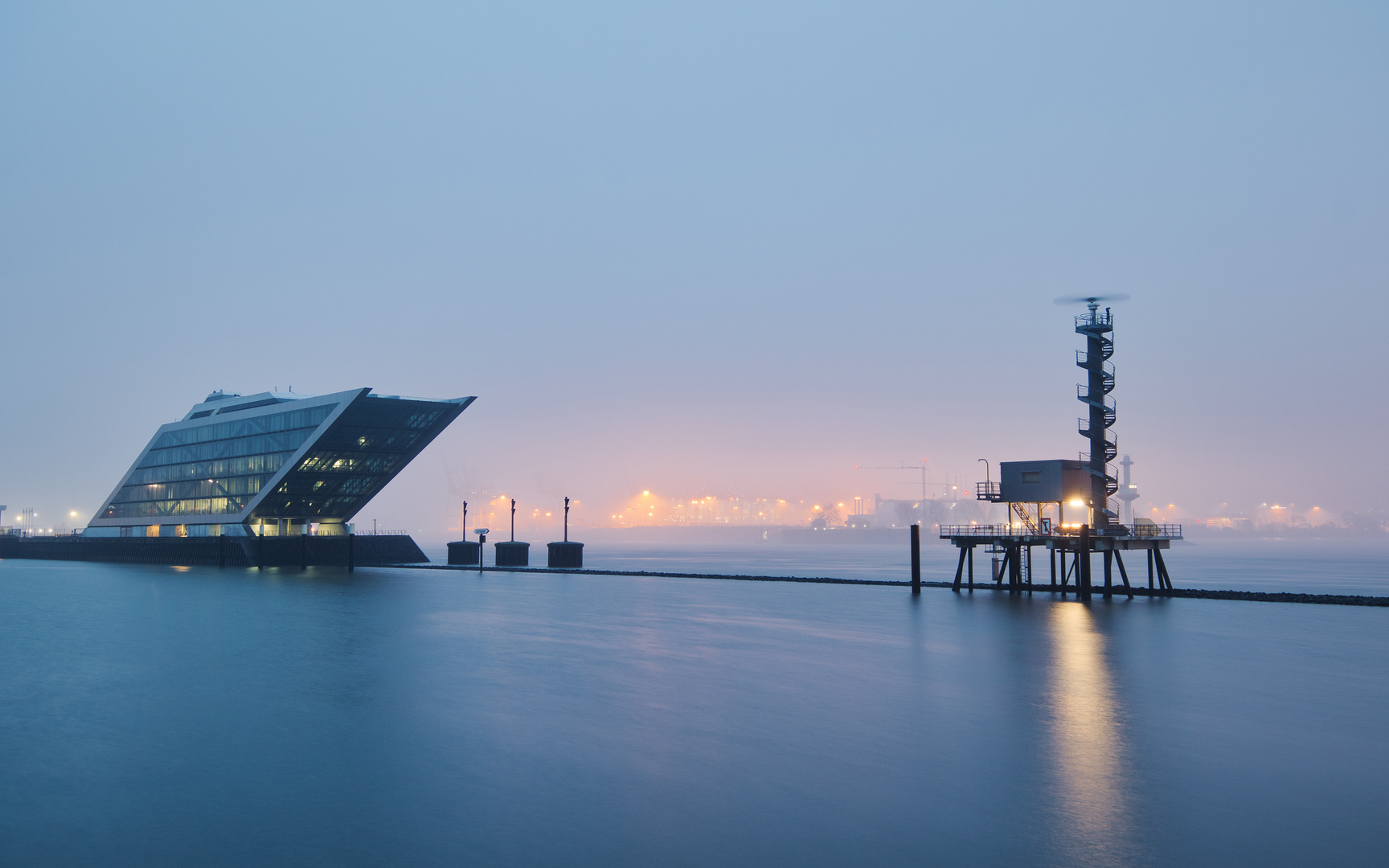 Nebel im Hamburger Hafen