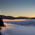 Nebel im Tal / Sonnenuntergang