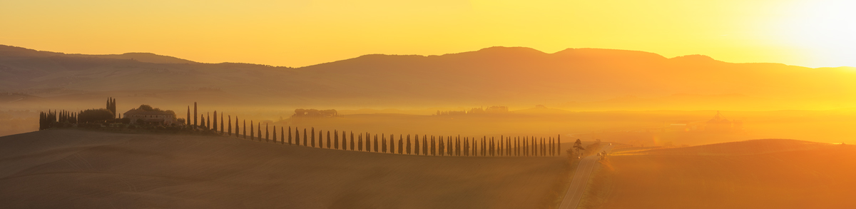 Nebel im Tal von Val d'Orcia