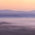 Nebel im Tal von Val d'Orcia Foto der Stunde