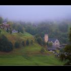 Nebel kommt auf im Goms (Schweiz).