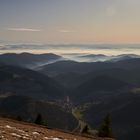 Nebel kriecht in die Täler