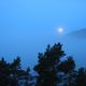 Nebel mit Mond am Lysefjord. (Norwegen)