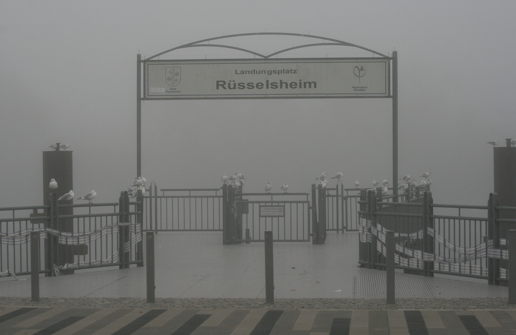 Nebel - Rüsselsheim - Landungsplatz