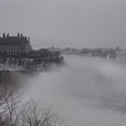 Nebel über dem Fluß Ottawa