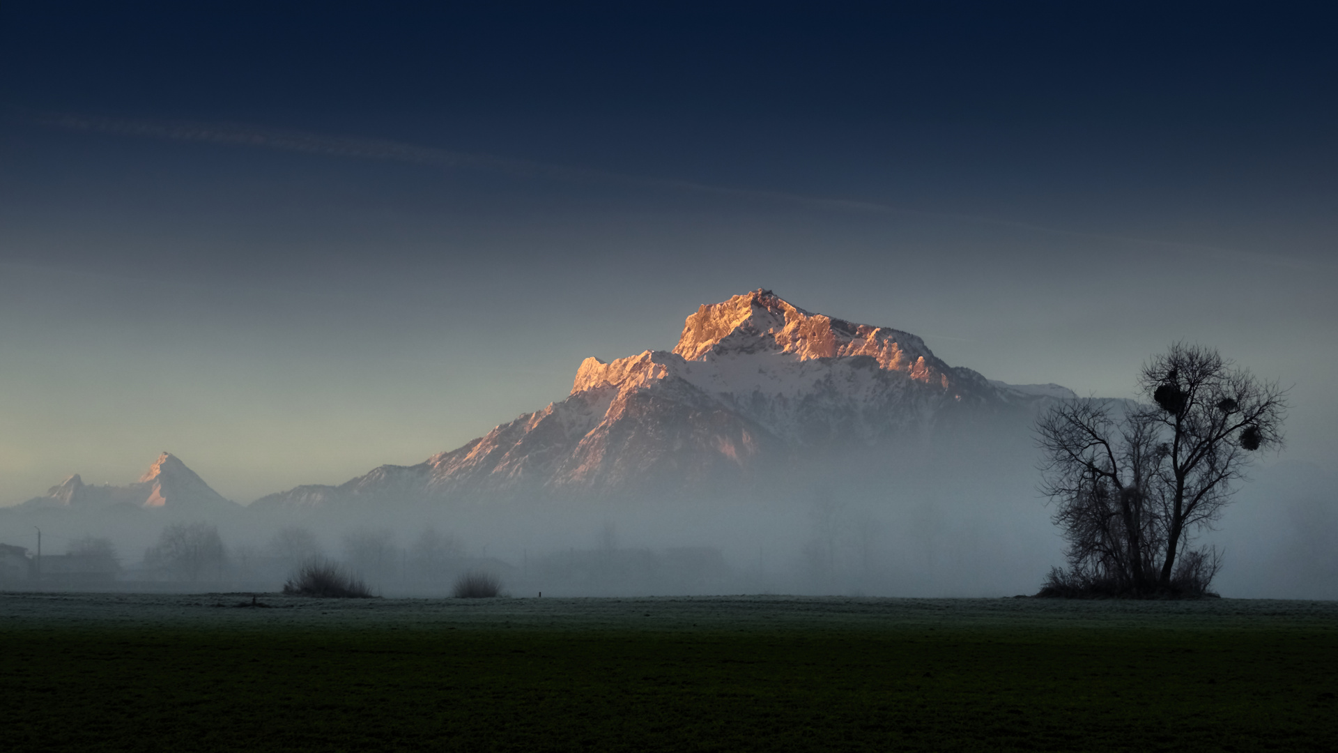 Nebel über dem Land