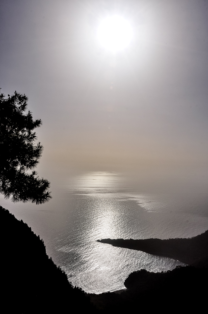 ...Nebel über dem Mittelmeer...