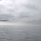 Nebel über dem See