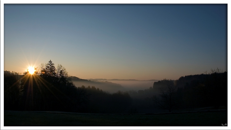 Nebel über dem Tal