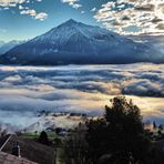 Nebel über dem Thunersee