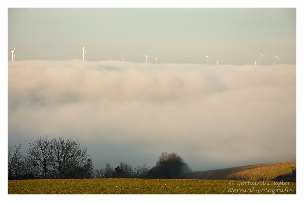 Nebel über dem Werntal bei Arnstein