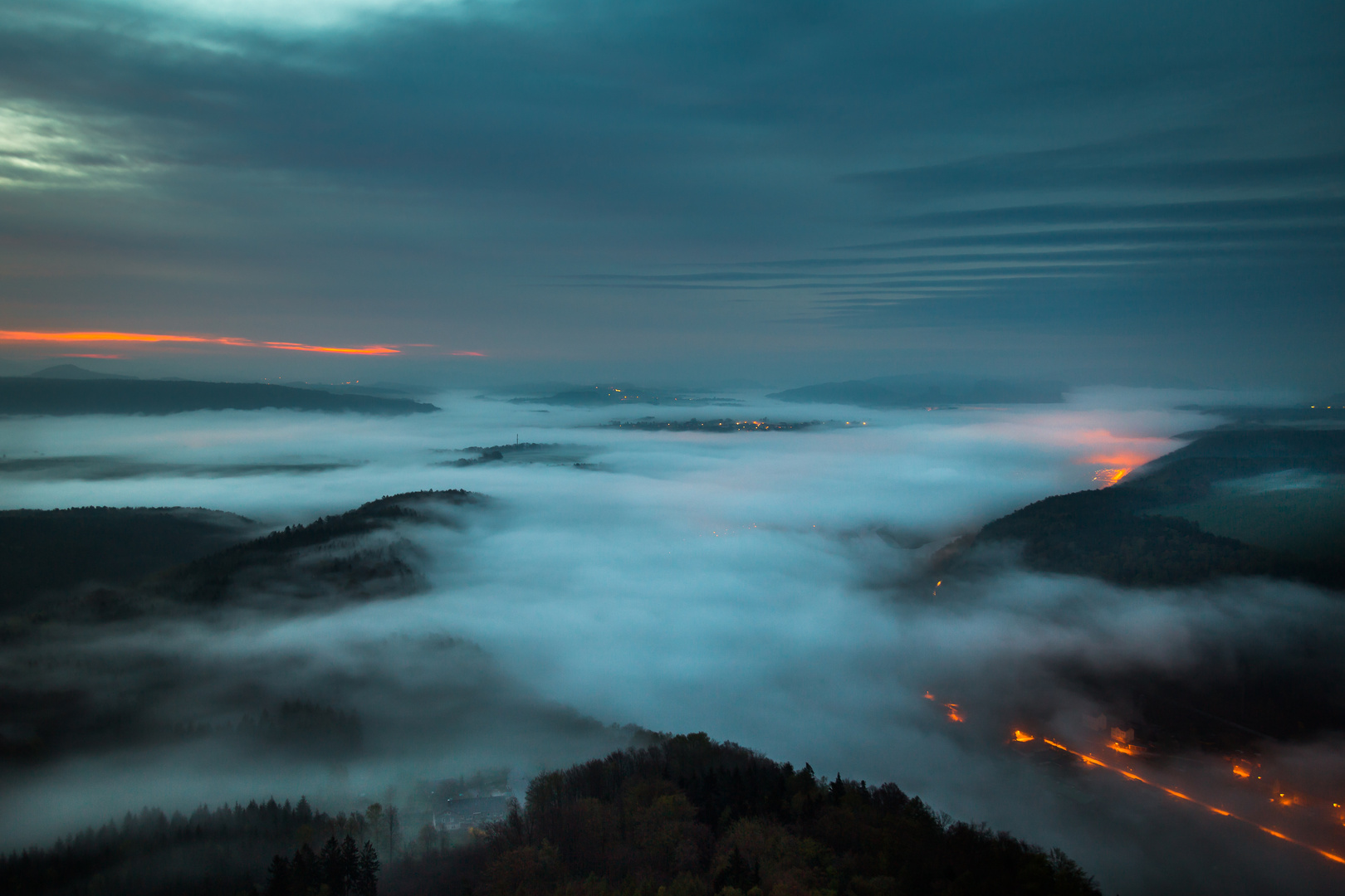 Nebel über der Elbe