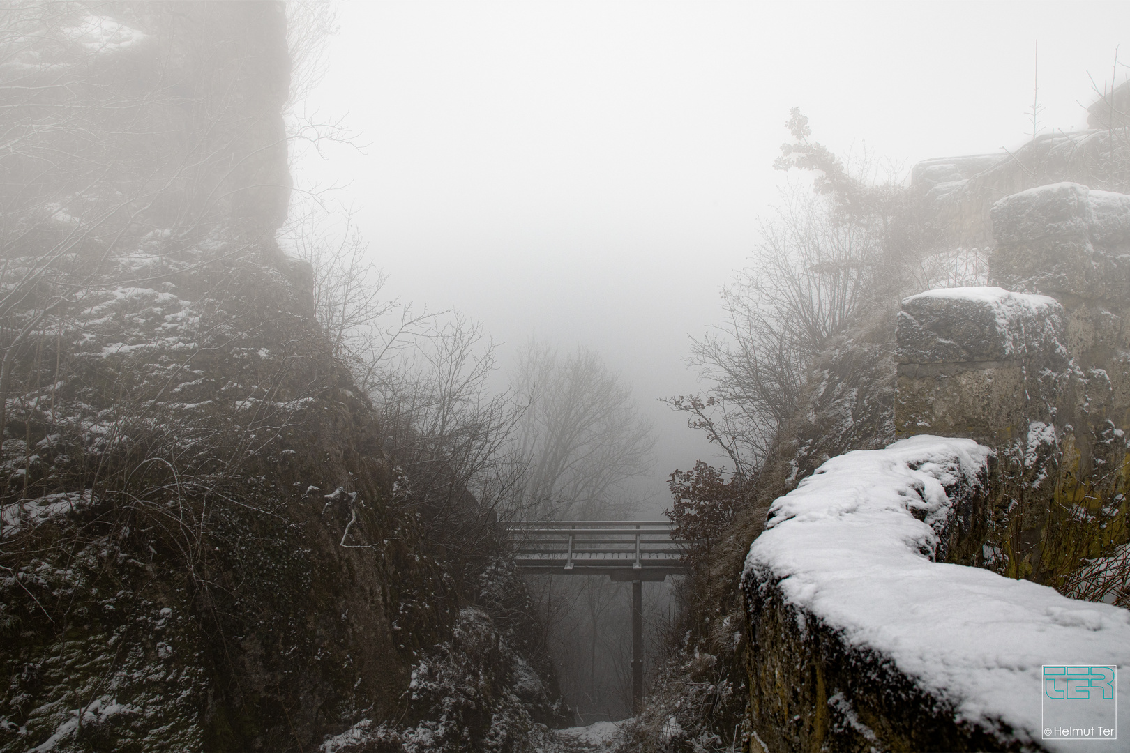 Nebel über der Schlucht