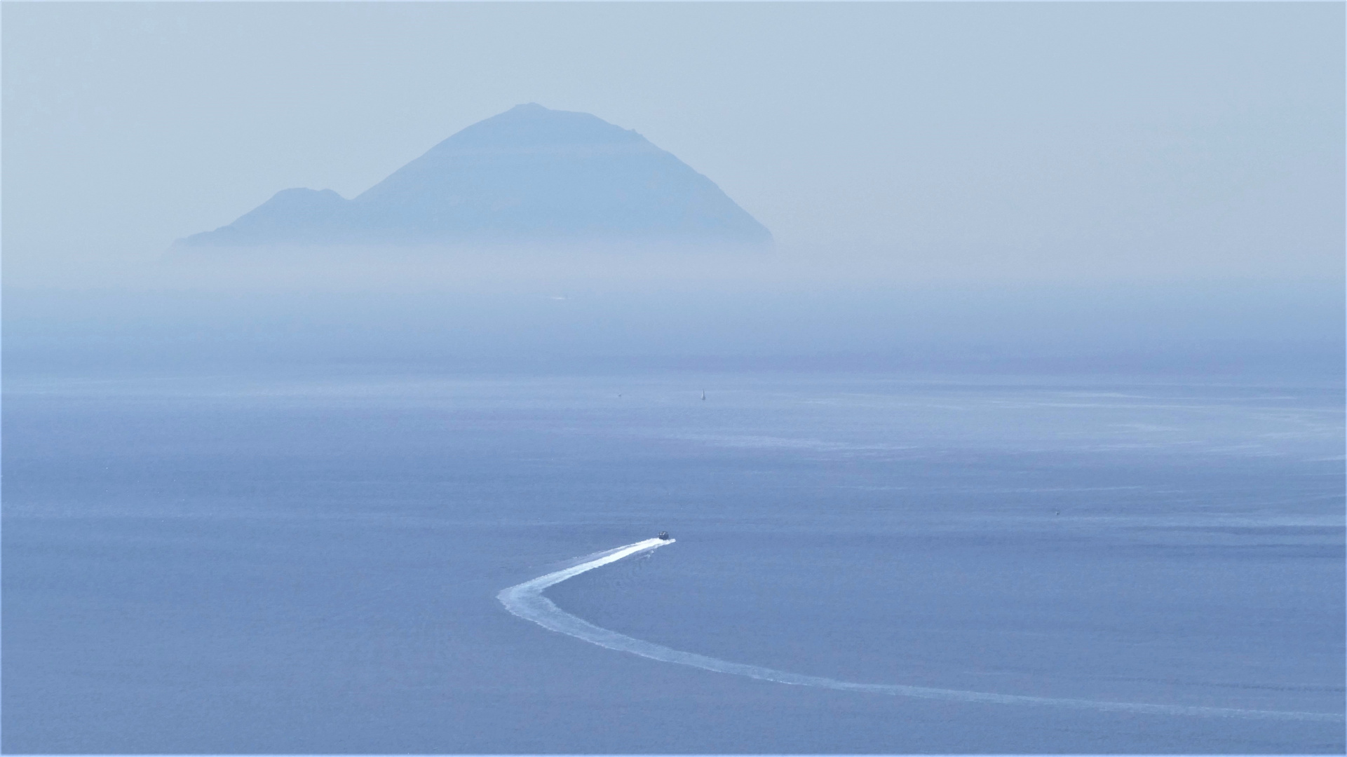 Nebel über Lipari