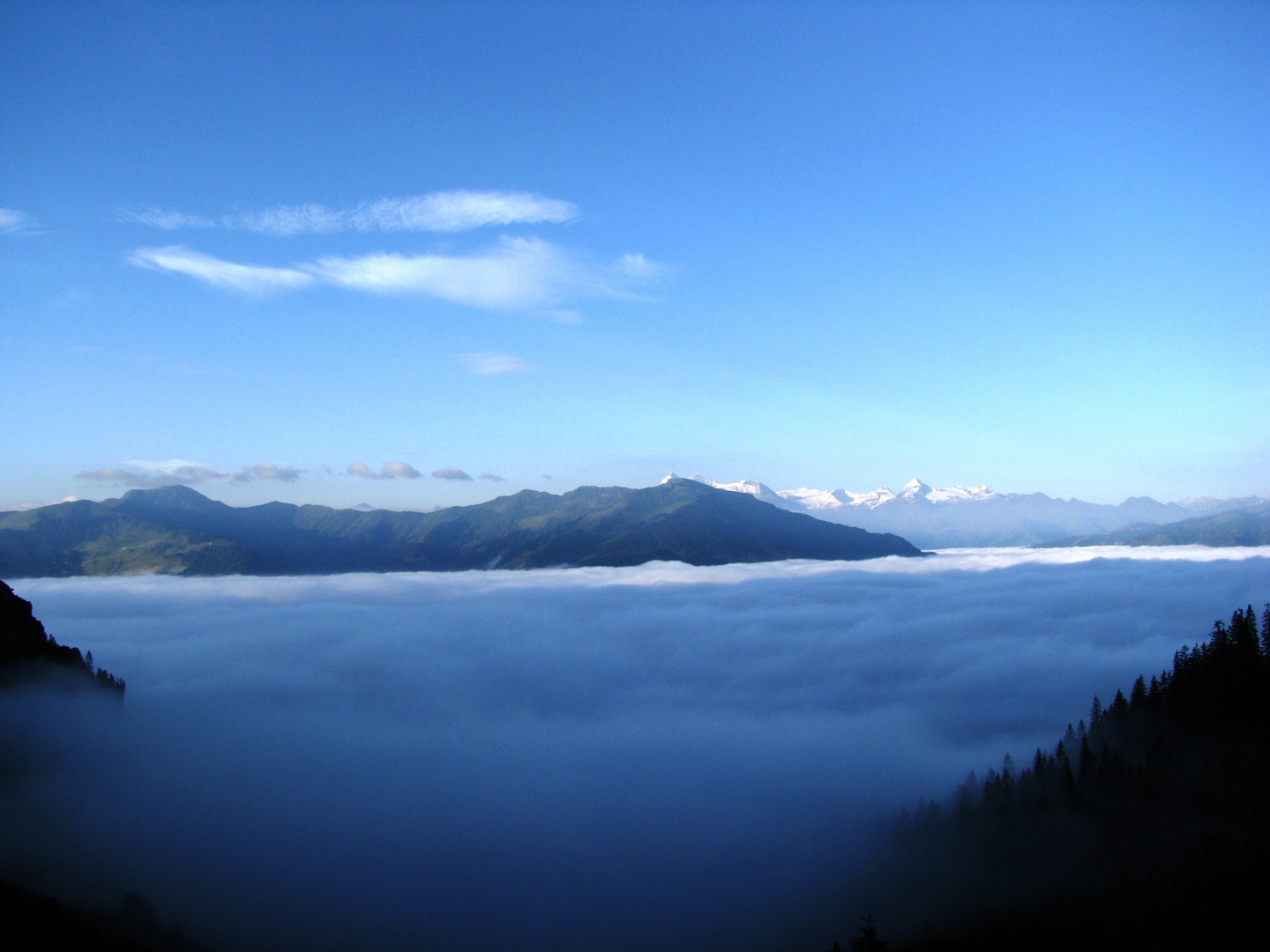 Nebel über Maria Alm und Saalfelden