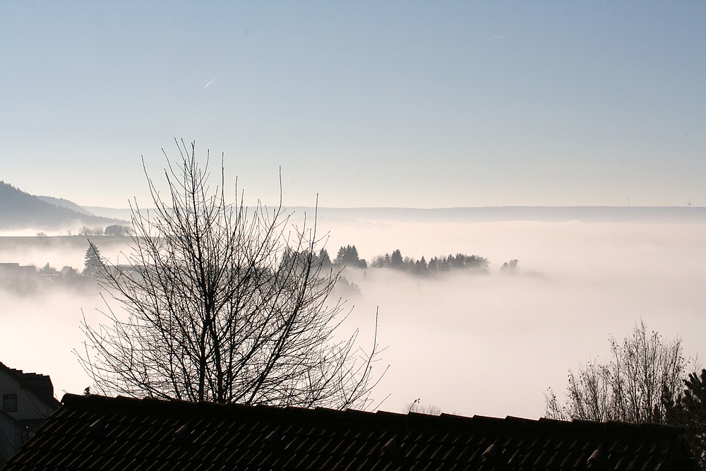 Nebel über Öfingen im Schwarzwald