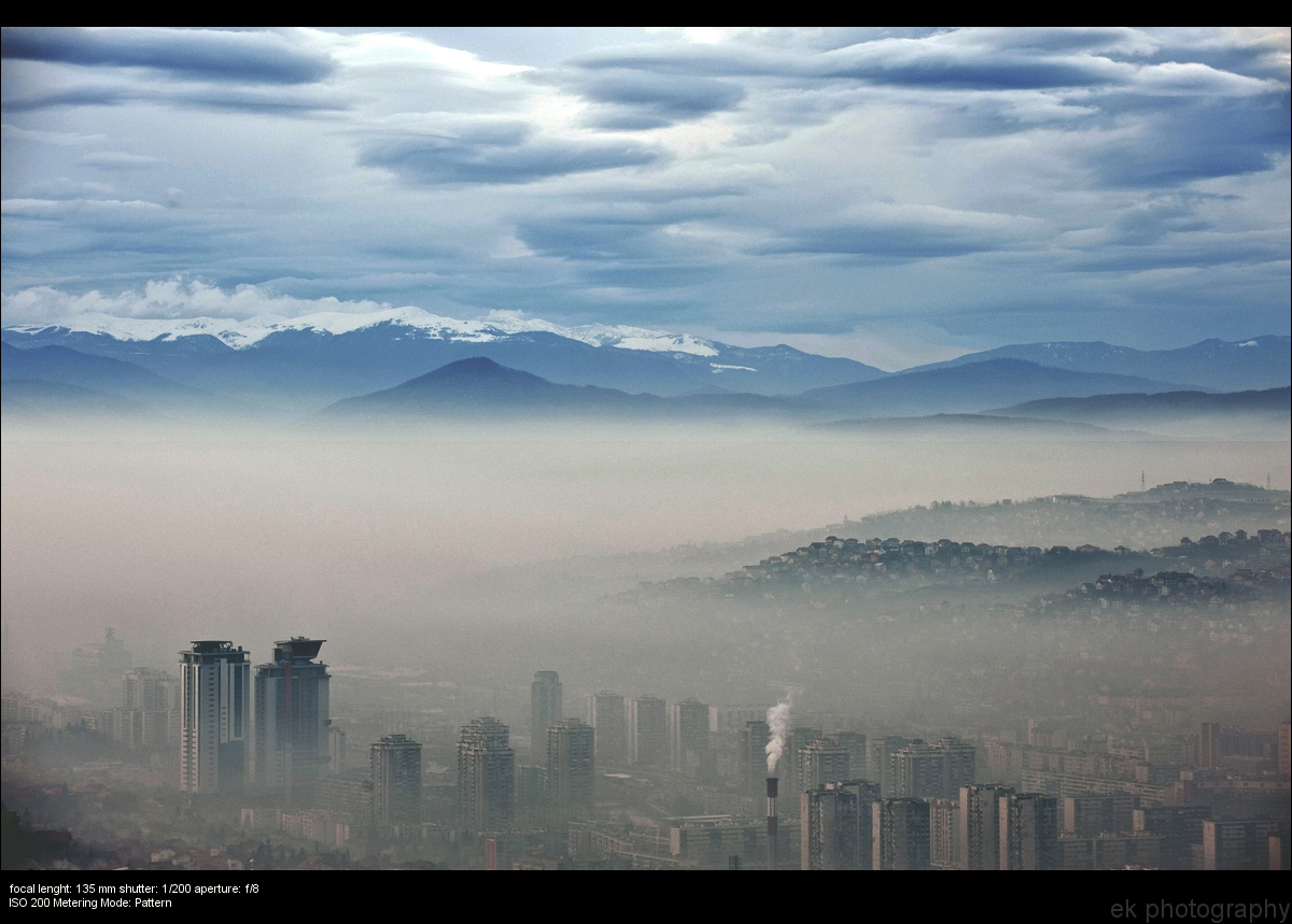 Nebel ueber Sarajevo