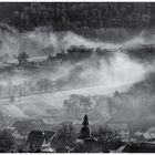 Nebel überm Kirchturm