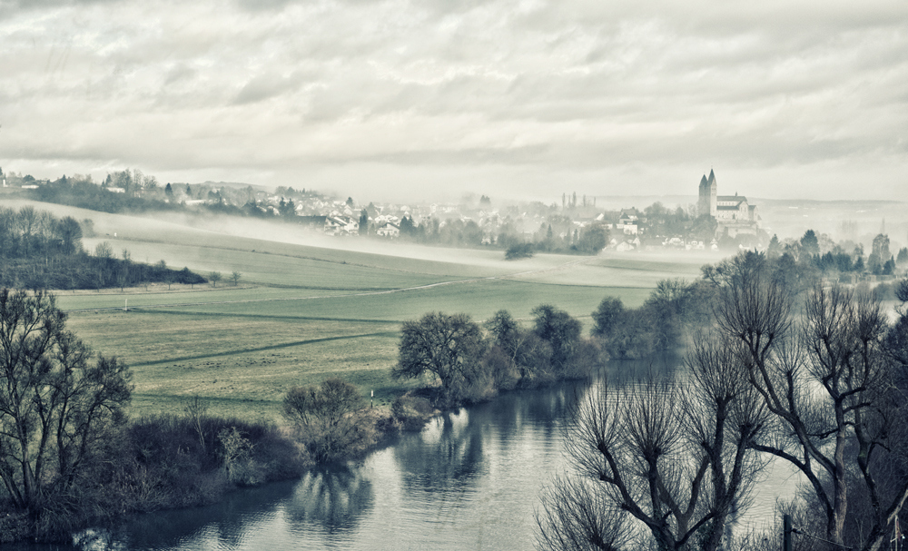 Nebel um Dietkirchen