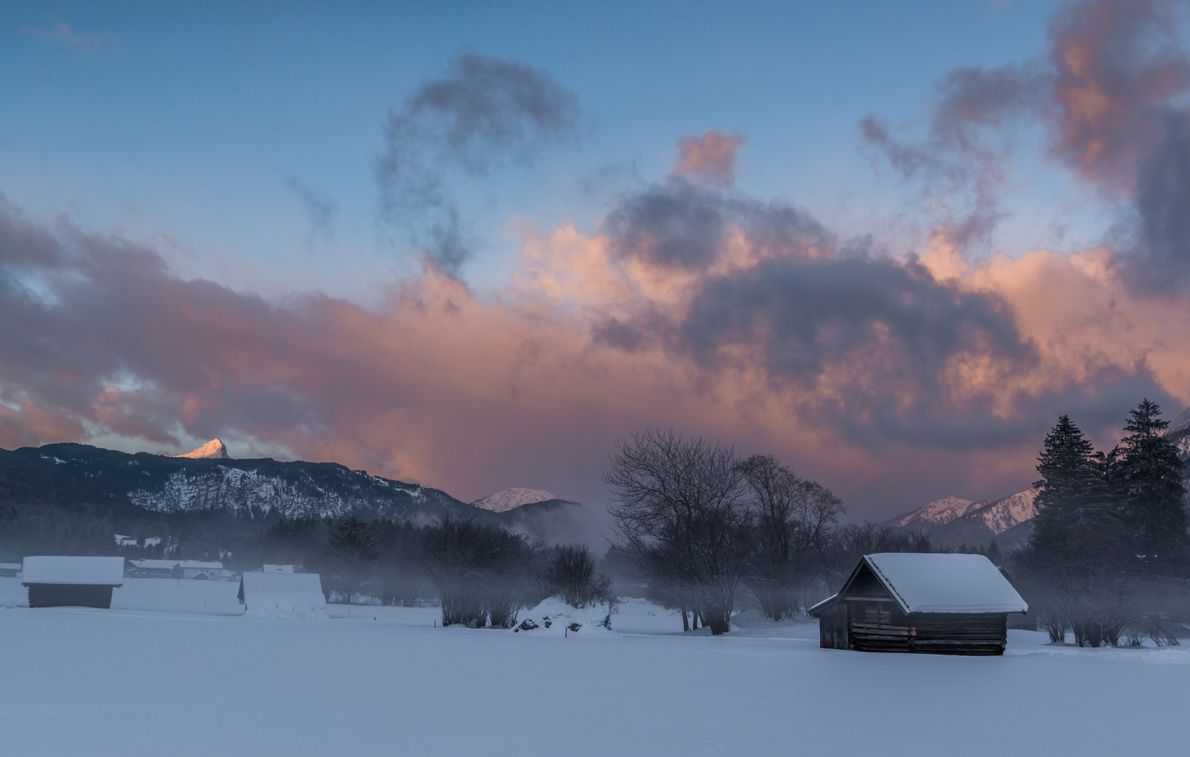 Nebel und Wolken