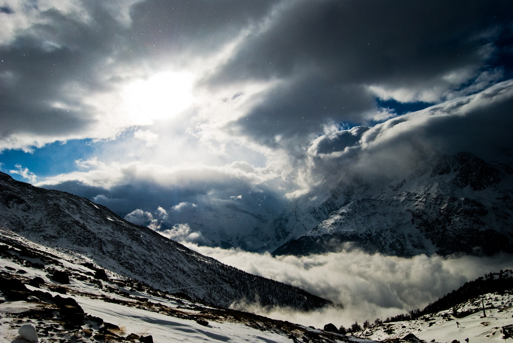 Nebel und Wolken