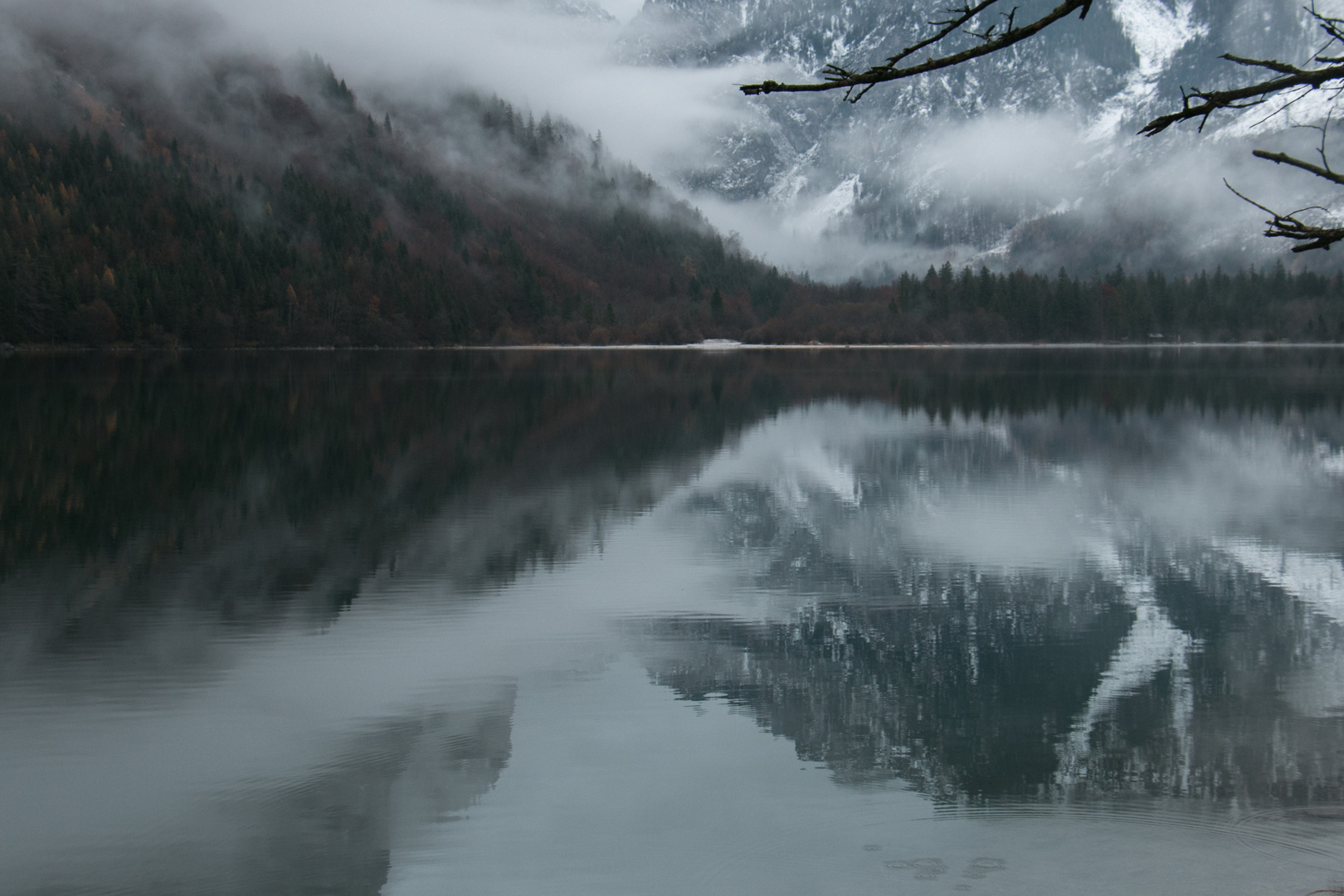 Nebel, Wasser, Berge