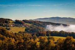 Nebel zieht auf